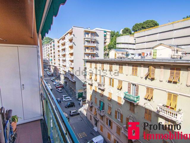 Appartamento in vendita a Centro Ovest, Serra Riccò