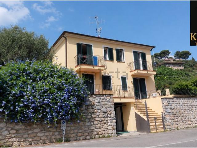 Appartamento in vendita a Diano Castello, Liguria