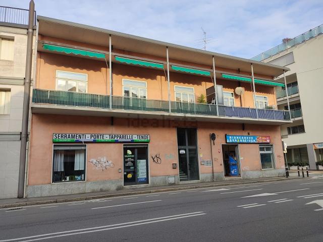 Appartamento in vendita a Bergamo, Lombardia