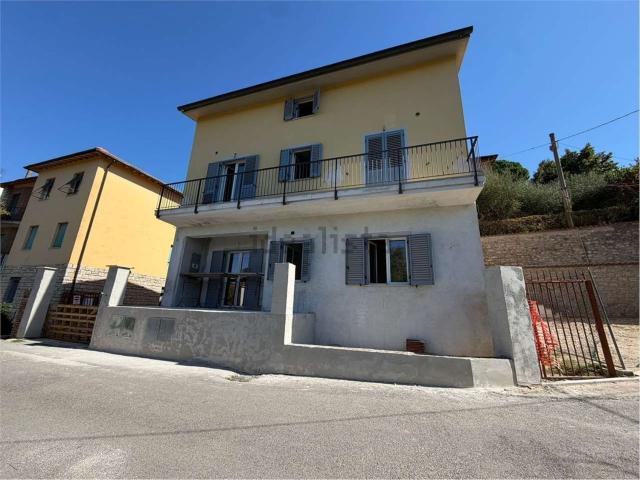 Appartamento in vendita a Santa Lucia, Cenerente