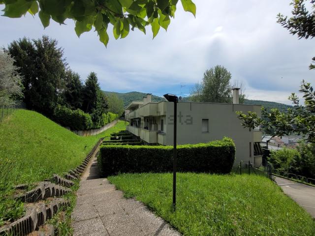 Appartamento in vendita a Casetta, Como