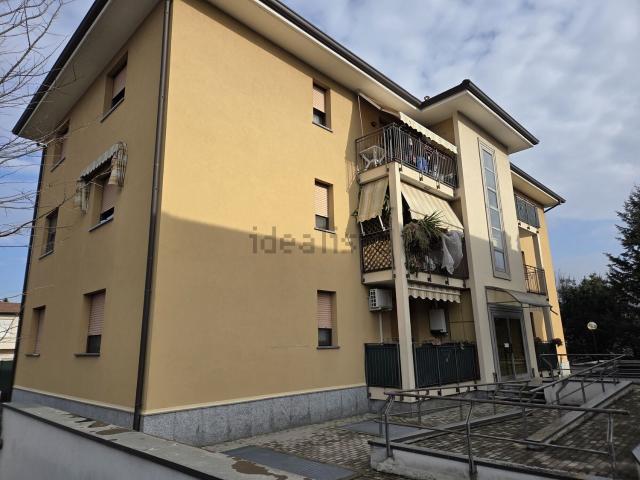 Appartamento in vendita a Cavaria, Cavaria Con Premezzo