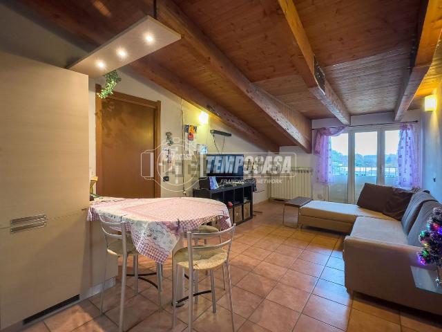 Appartamento in vendita a Bollate, Lombardia