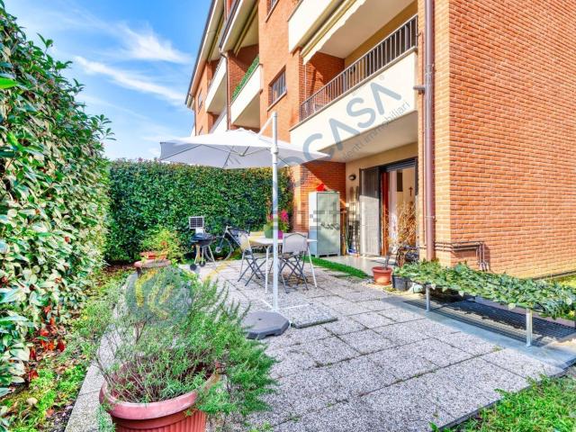 Appartamento in vendita a Biassono, Lombardia
