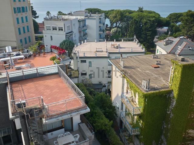 Appartamento in vendita a Piani di Celle, Celle Ligure