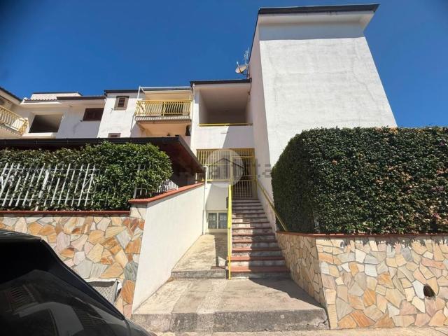 Appartamento in vendita a Ajnella, Calabria