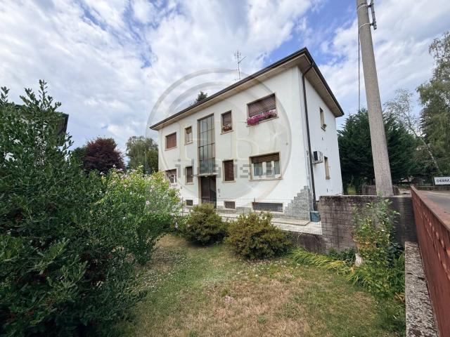 Appartamento in vendita a Caiello, Gallarate