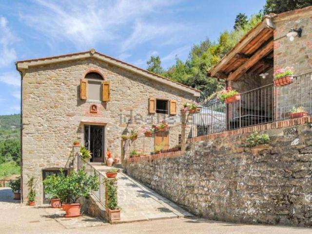 Appartamento in vendita a La Corte, Loro Ciuffenna