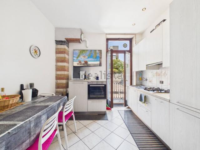 Appartamento in vendita a Sud-Est, Brenzone