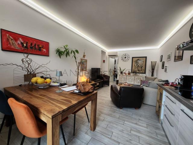 Appartamento in vendita a Ventimiglia, Liguria