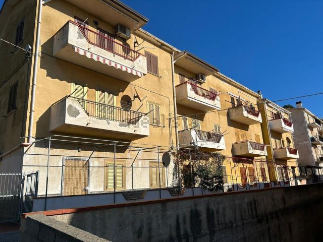 Appartamento in vendita a Lampetia, Calabria