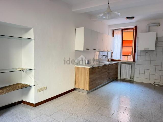 Appartamento in vendita a Centro Storico, Marche
