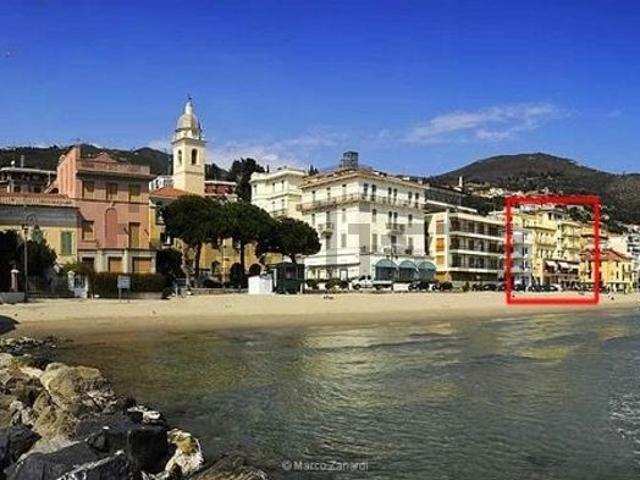 Appartamento in vendita a Alassio, Liguria