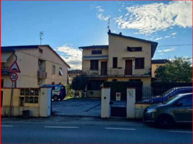 Appartamento in vendita a Carmignano, Seano