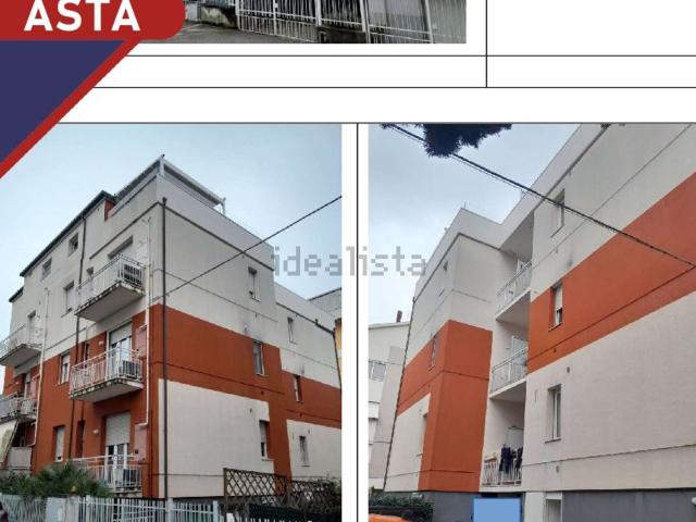 Appartamento in vendita a Marche, Pesaro E Urbino