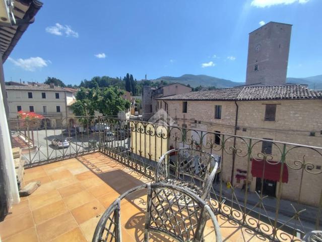 Appartamento in vendita a Foligno, Umbria