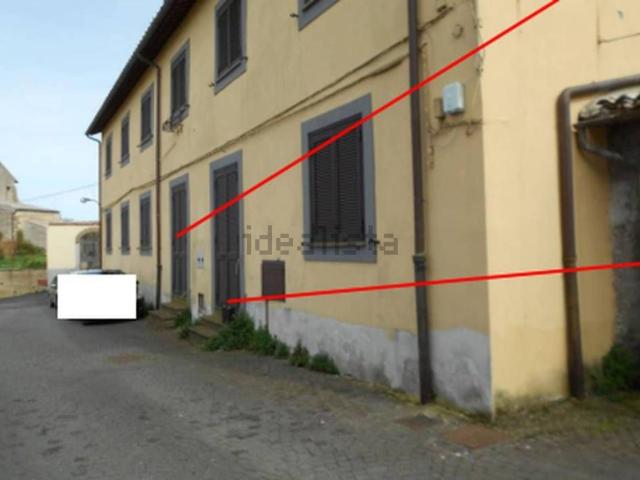 Appartamento in vendita a Capodimonte, Lazio
