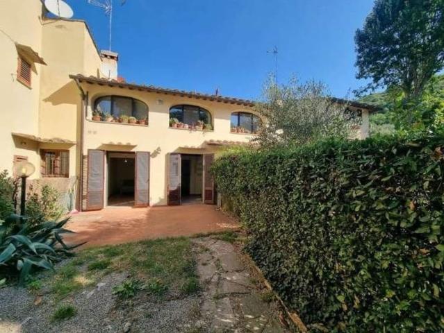 Appartamento in vendita a il Roseto, Bagno A Ripoli
