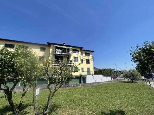 Appartamento in vendita a Lonato, Lombardia