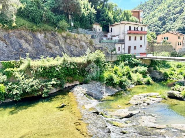 Appartamento in vendita a Parasio, Varazze