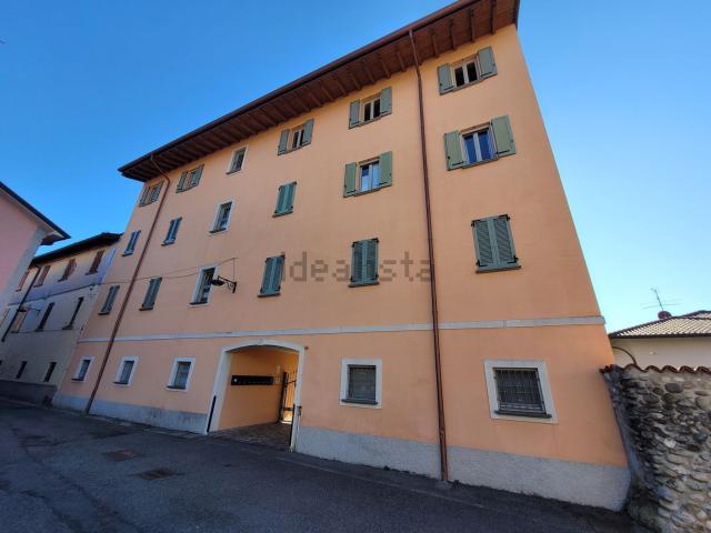 Appartamento in vendita a Solza, Lombardia