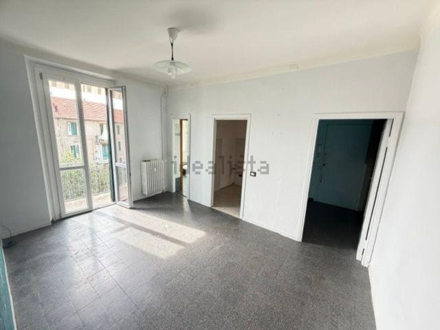 Appartamento in vendita a Regina Pacis, Monza