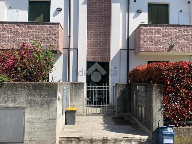 Appartamento in vendita a Stanghella, Veneto