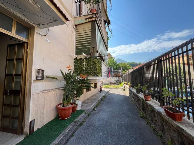 Appartamento in vendita a Rione San Marco, Castellammare Di Stabia