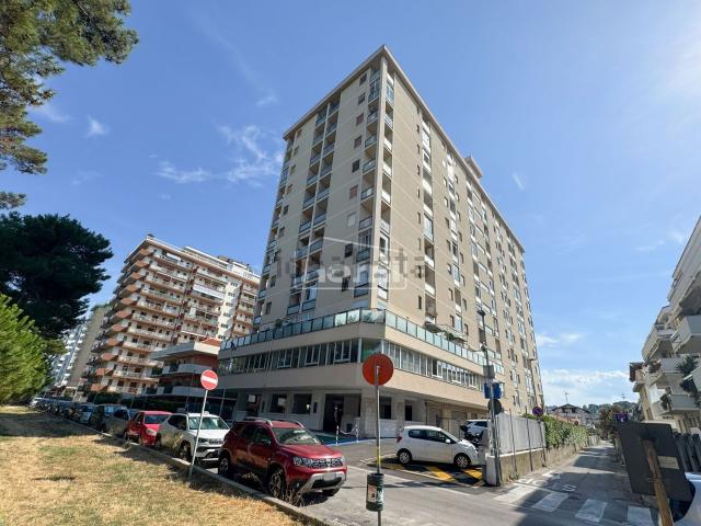Appartamento in vendita a Montesilvano, Abruzzo