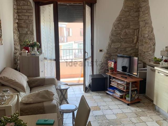 Appartamento in vendita a Pietrare, Viterbo