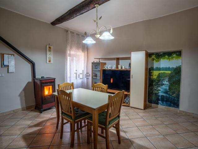 Appartamento in vendita a Canepina, Lazio
