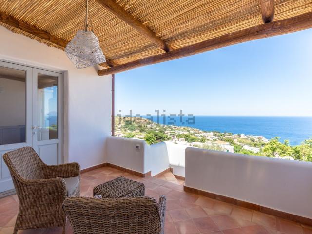 Appartamento in vendita a Malfa, Sicilia