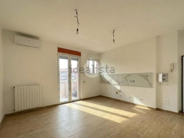 Appartamento in vendita a Municipio 4, Milano
