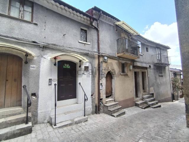Appartamento in vendita a Morcone, Campania