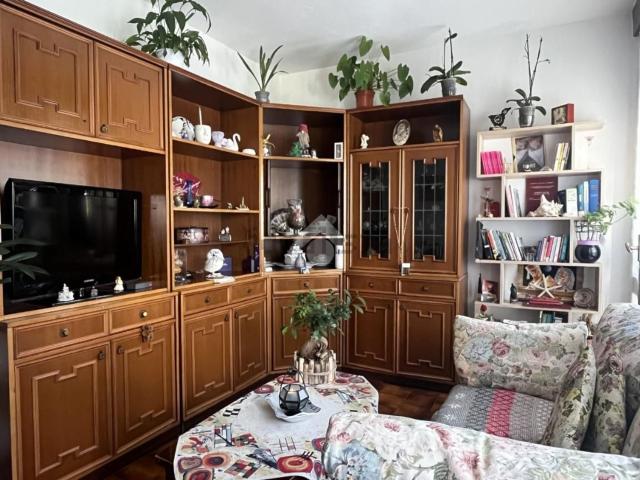 Appartamento in vendita a Uggiate Trevano, Lombardia