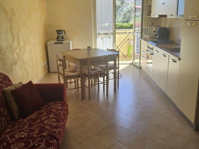 Appartamento in vendita a Calabria, Reggio Calabria