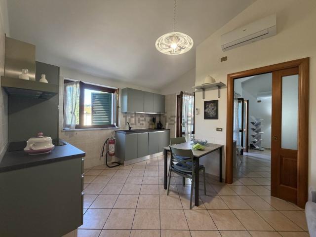 Appartamento in vendita a Sarzana, Liguria