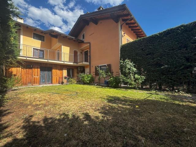 Appartamento in vendita a Verrayes, Aosta