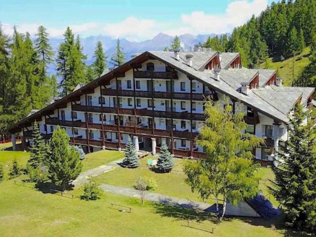 Appartamento in vendita a Gressan, Aosta