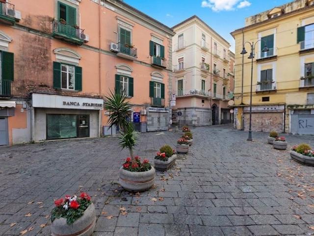Appartamento in vendita a Caporivo, Castellammare Di Stabia