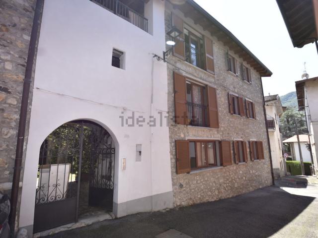 Appartamento in vendita a Maggio, Cremeno