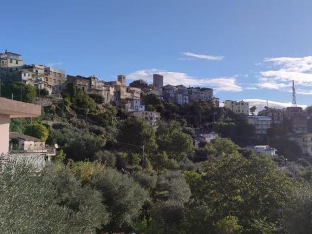 Appartamento in vendita a Castellonorato, Formia