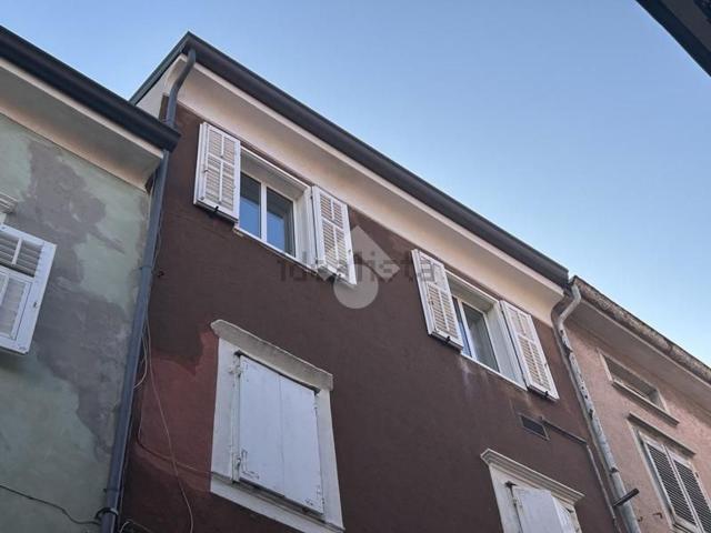 Appartamento in vendita a Riostorto, Muggiò