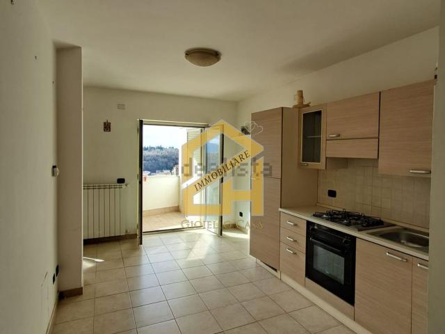 Appartamento in vendita a Villaggio Rinascita, Roma Capitale