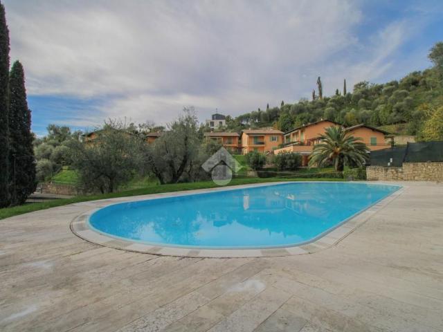 Appartamento in vendita a Comunità Montana Parco Alto Garda bresciano, Gardone Riviera