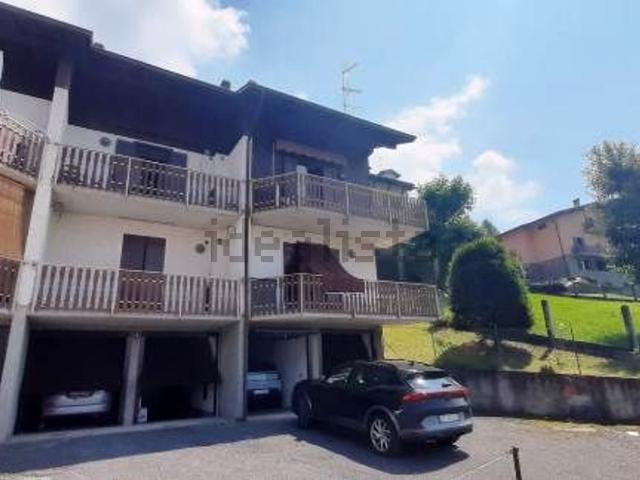 Appartamento in vendita a Comunità Montana della Valle Brembana, Costa Di Serina