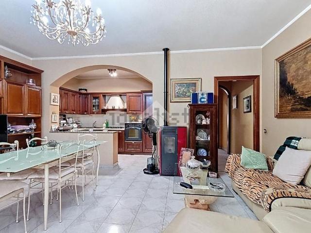 Appartamento in vendita a San Pantaleo, Sardigna/Sardegna