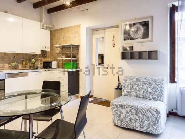 Appartamento in vendita a Lucernate, Rho