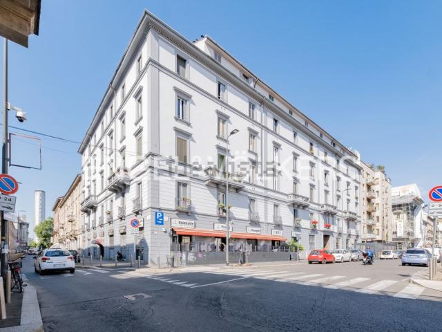 Appartamento in vendita a Municipio 2, Milano