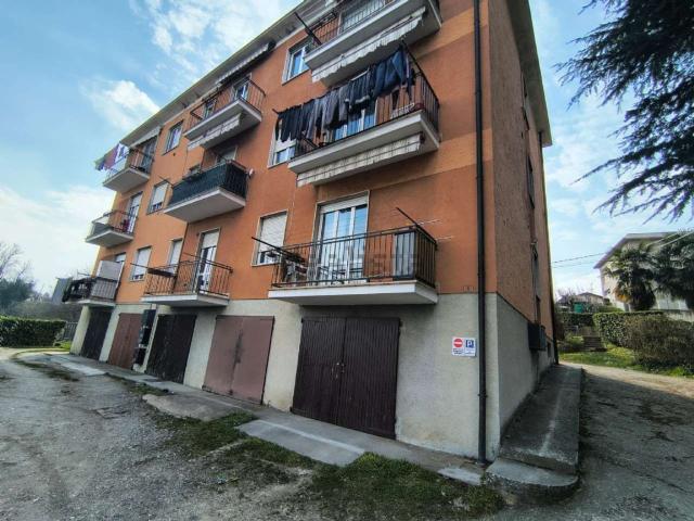 Appartamento in vendita a Bardello, Lombardia